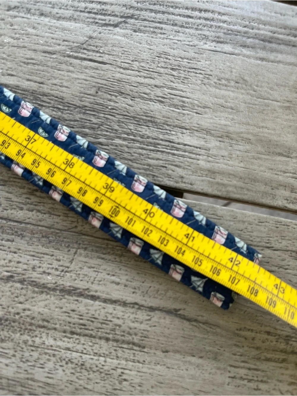 Vineyard Vines Unisex Navy D-Ring Belt Cocktail & Umbrella Print size Large